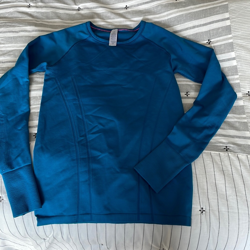Ivivva girls long sleeve athletic shirt